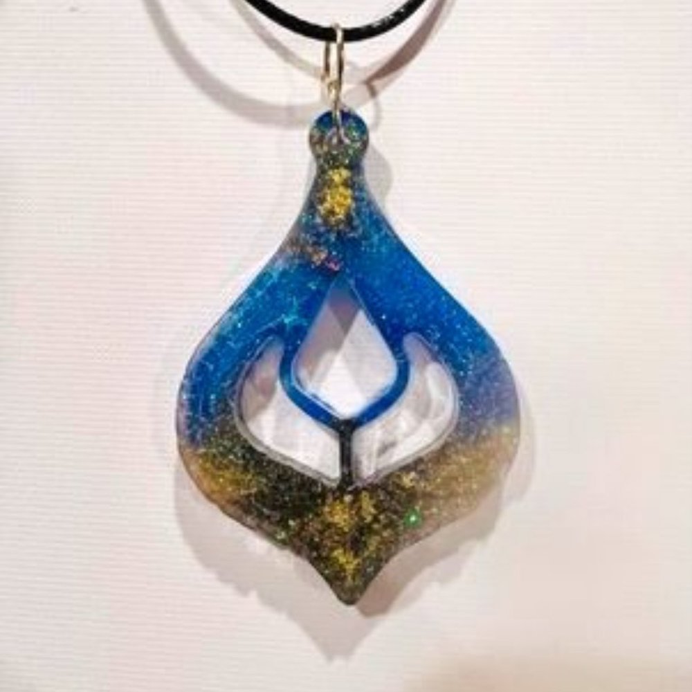 Gorgeous blue one of a kind resin necklace, lightweight, made by artist!